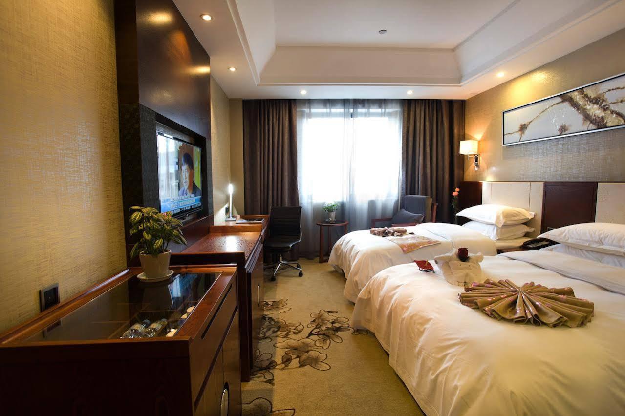 Joymoon Hotel Хуаншань Экстерьер фото