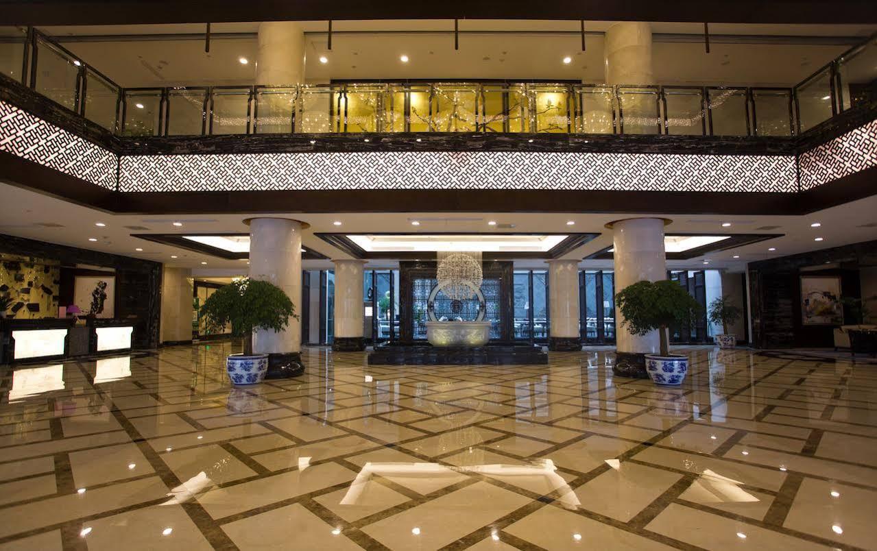 Joymoon Hotel Хуаншань Экстерьер фото